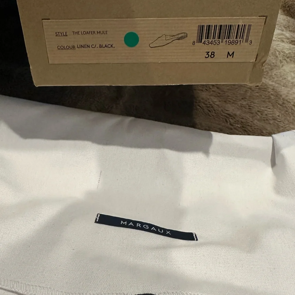 Margaux Black Loafers Elegant Slip-Ons - Picture 4 of 4